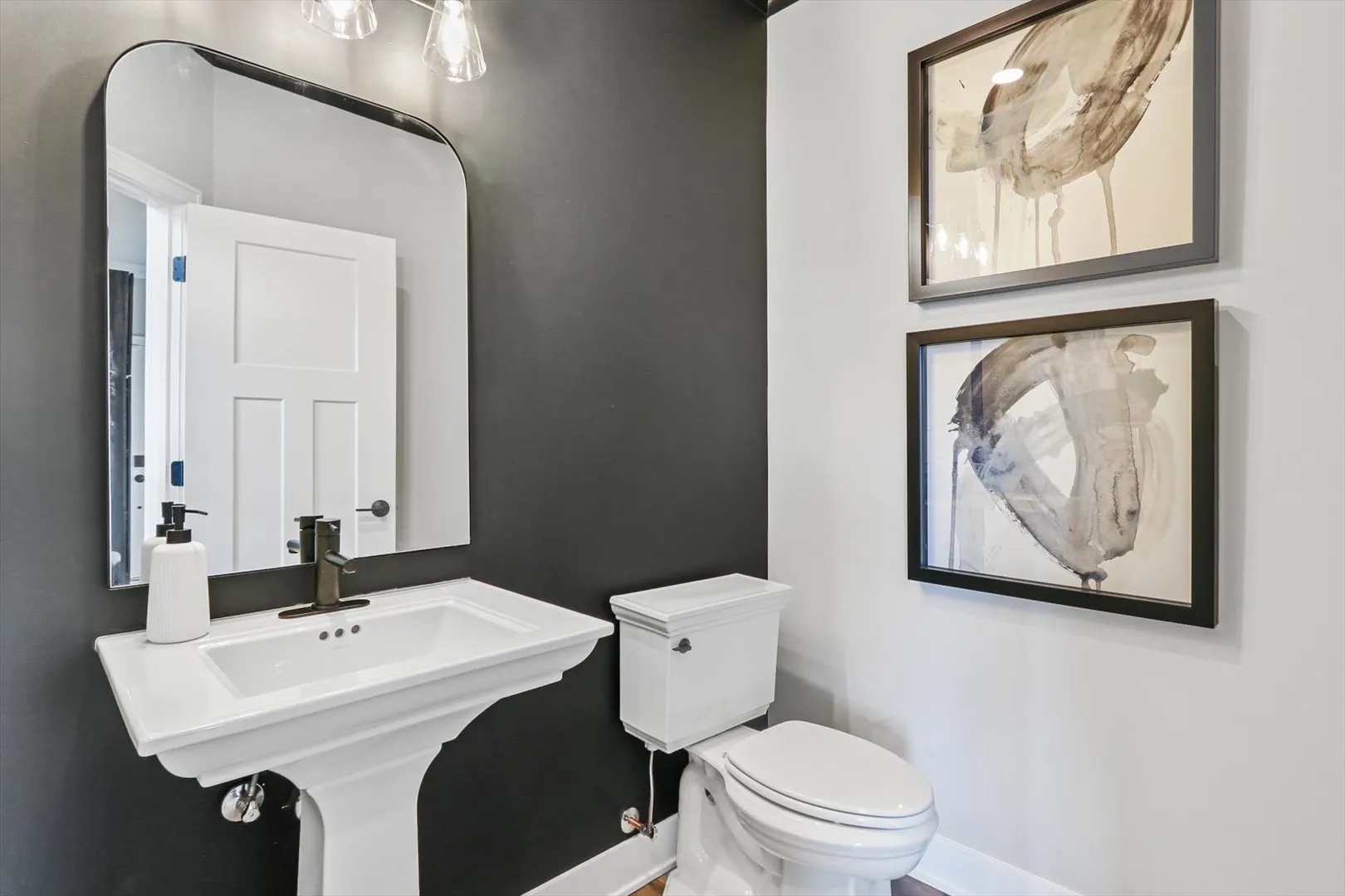 26118 W Sherwood Circle IL