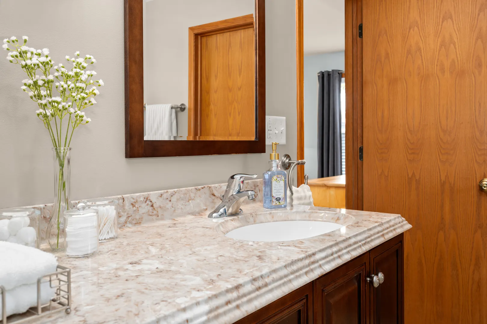 495 John Marshall Lane IL