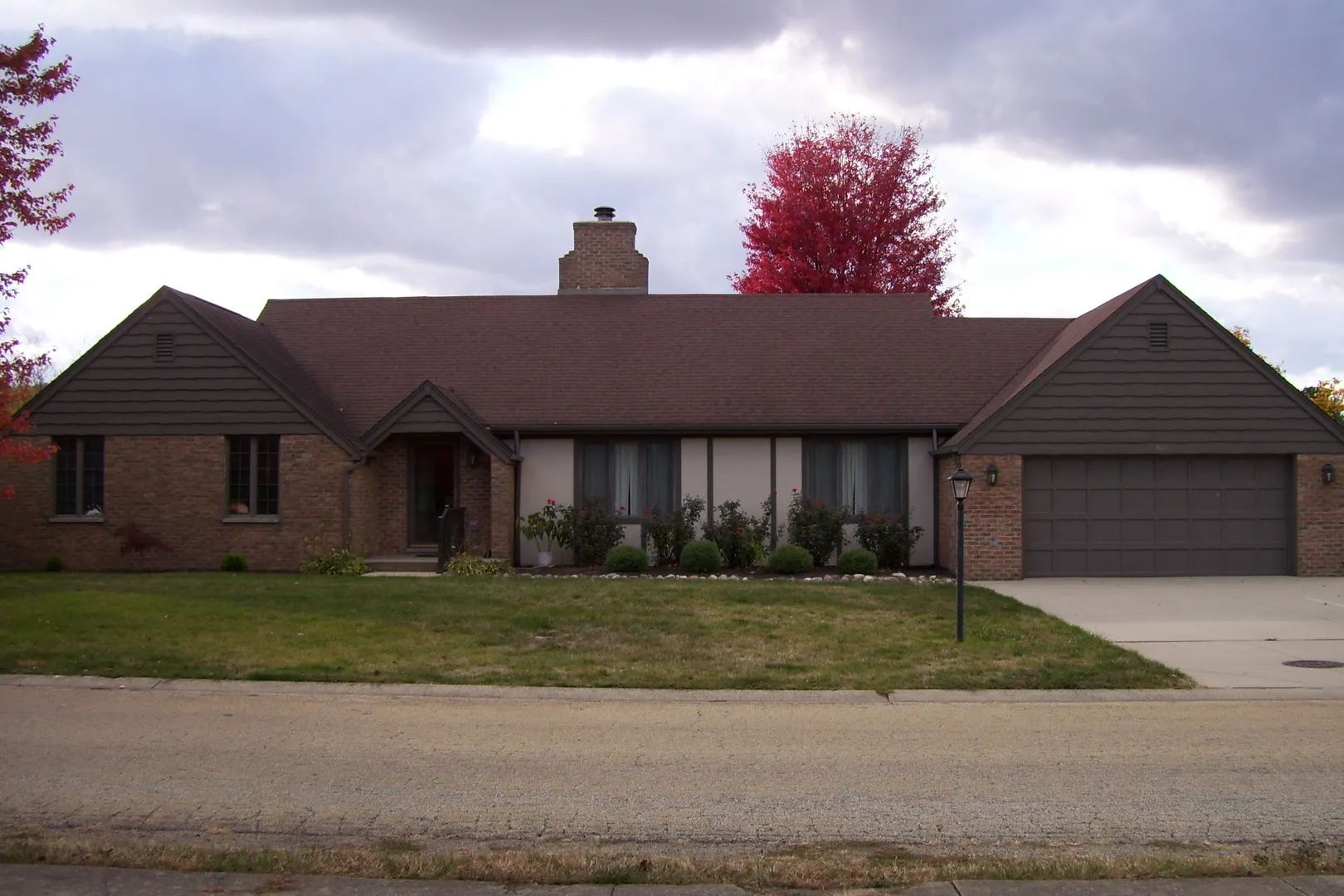 304 N CHAUCER Boulevard IL