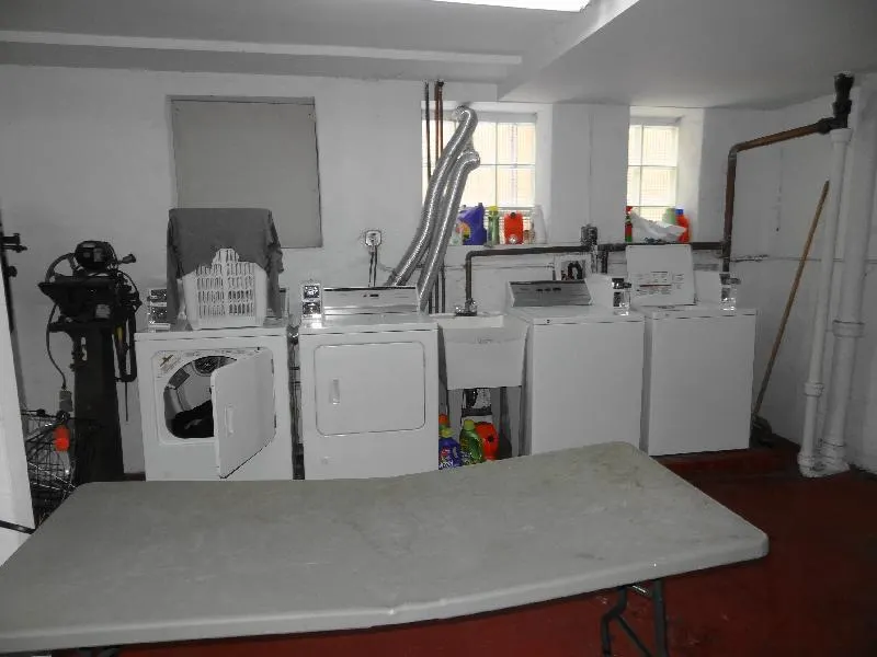 1008 W Argyle Street 2E IL