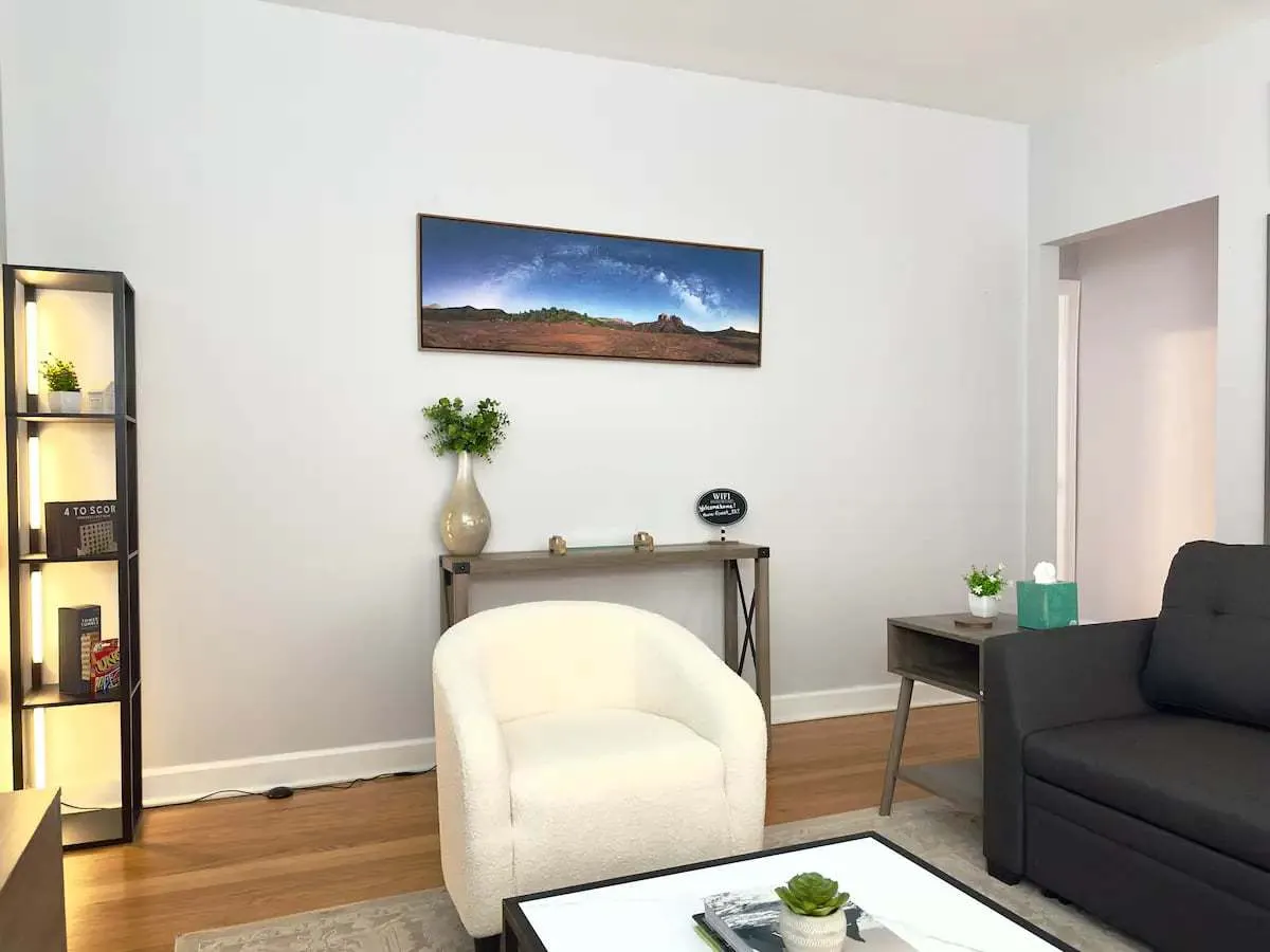 6439 N HAMILTON Avenue 1D IL