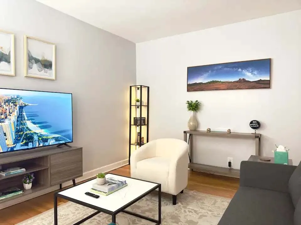 6439 N HAMILTON Avenue 1D IL