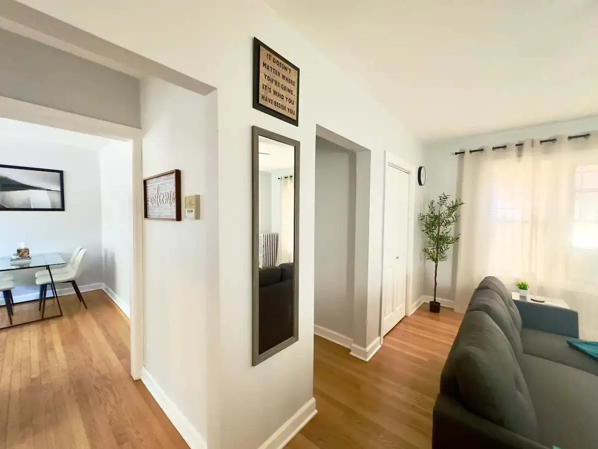 6439 N HAMILTON Avenue 1D IL