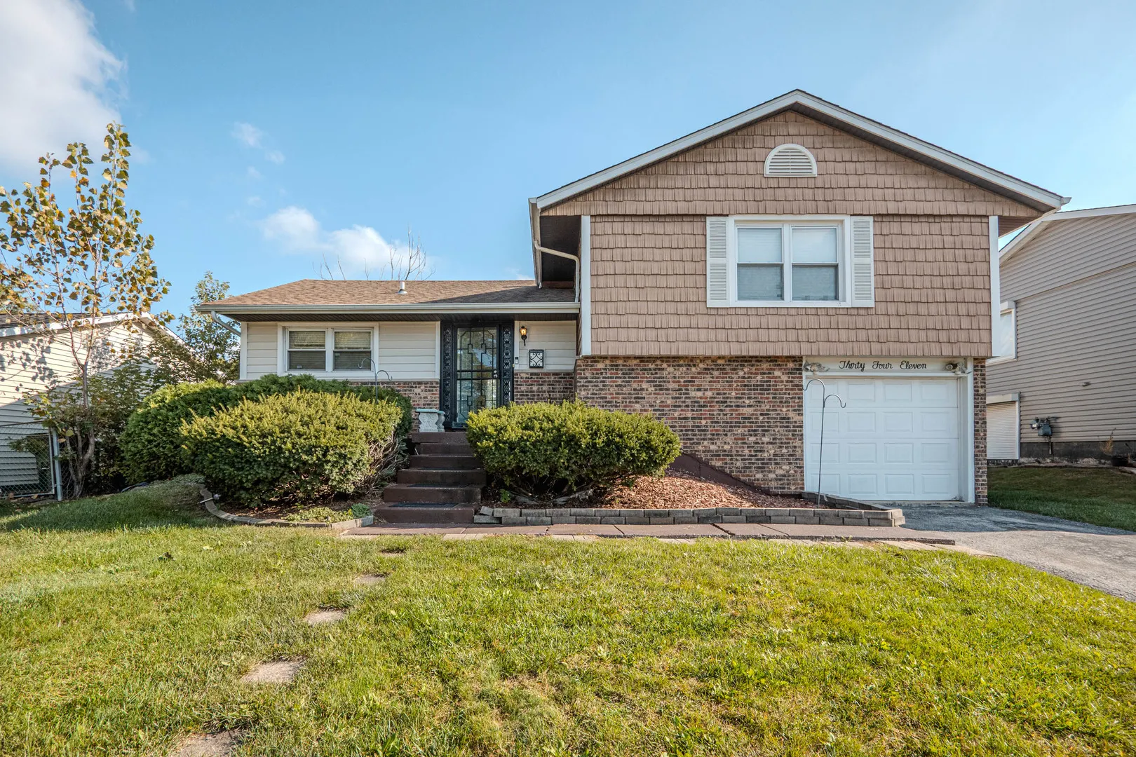 3411 Montmarte Avenue IL