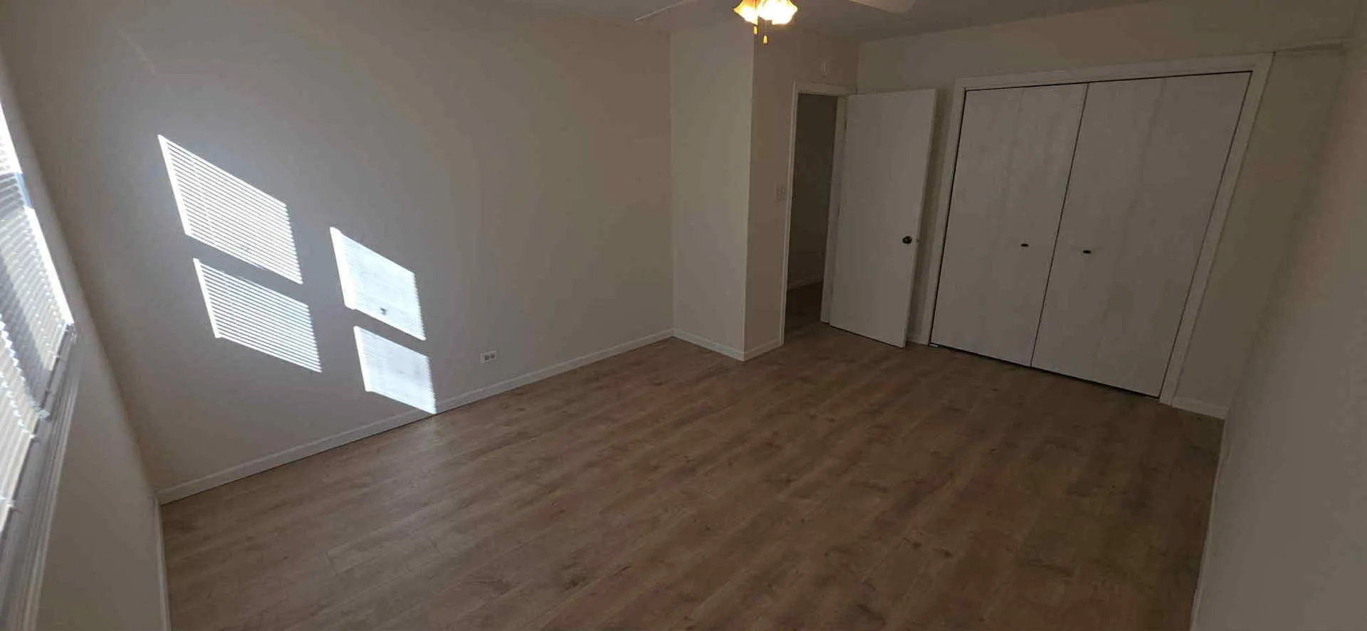 445 W 37th Street 1 IL