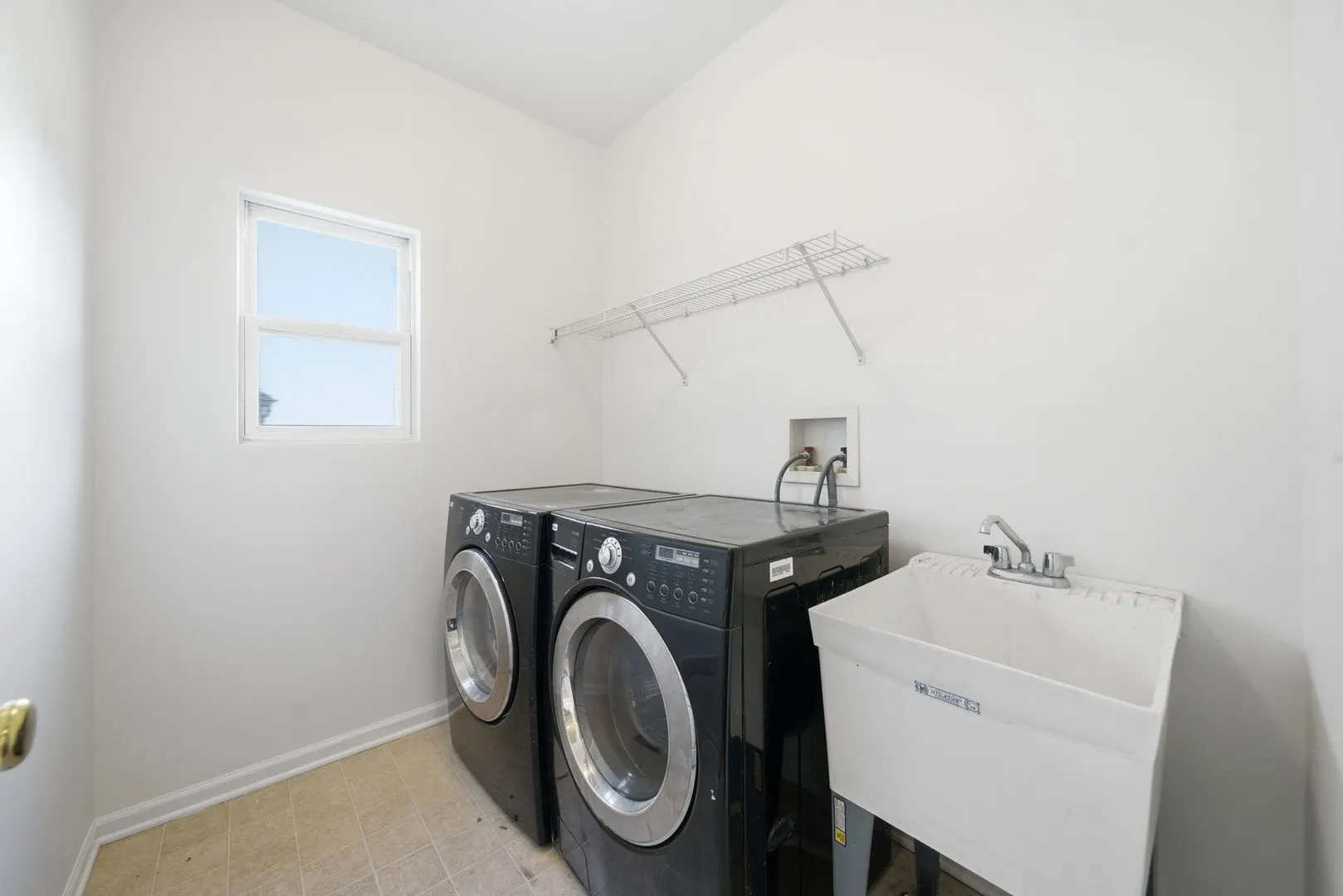 402 Marshall Ash Street IL