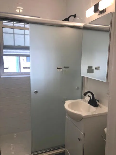 1068 W Thorndale Avenue 2N IL