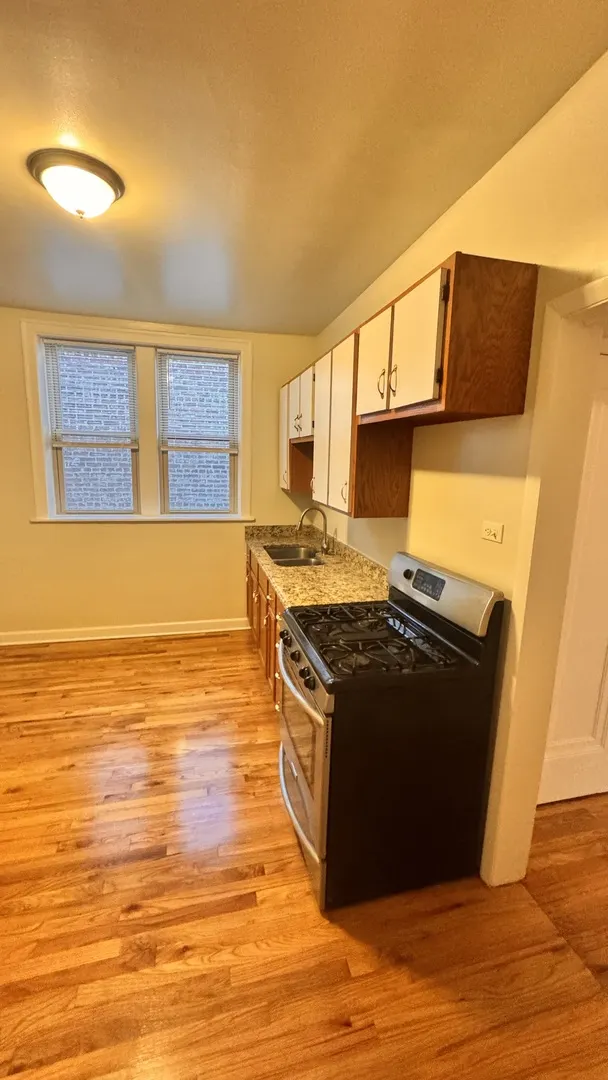 4357 N Drake Avenue 3 IL