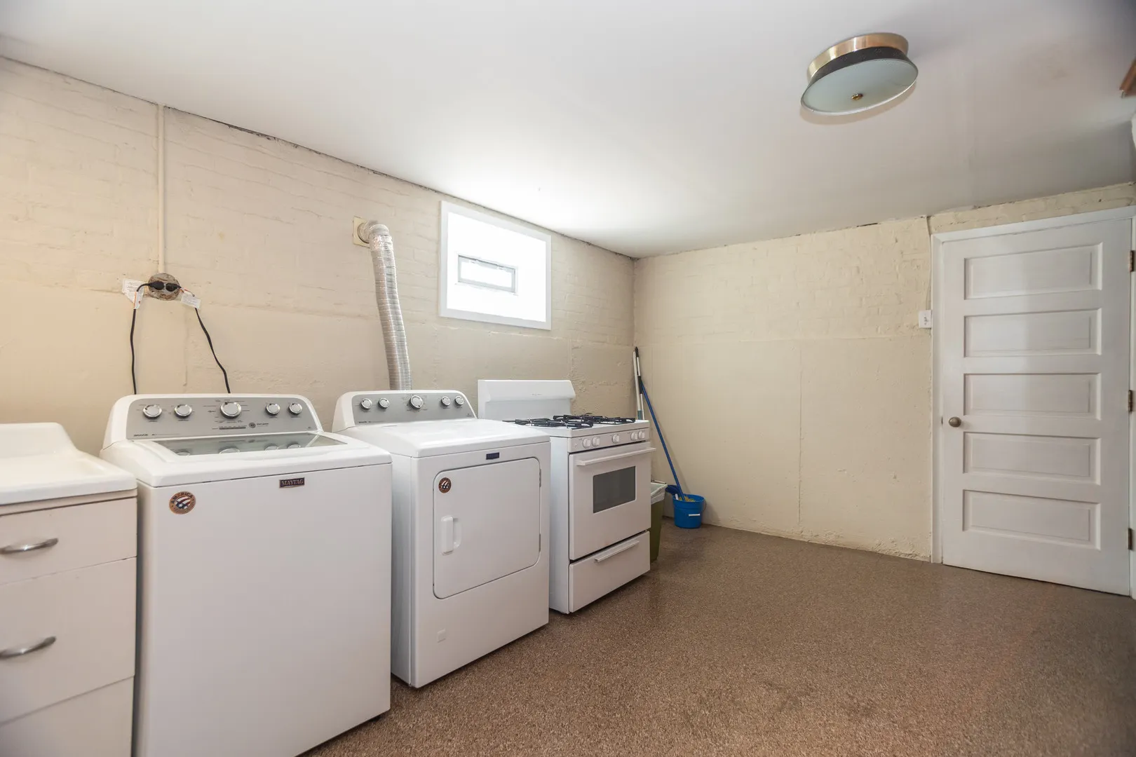 7349 W Crain Street IL