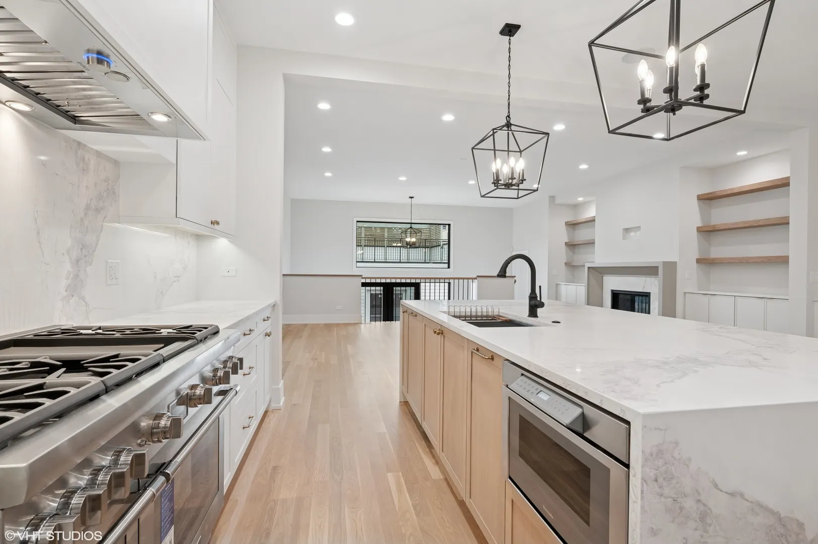 3920 N Bell Avenue IL