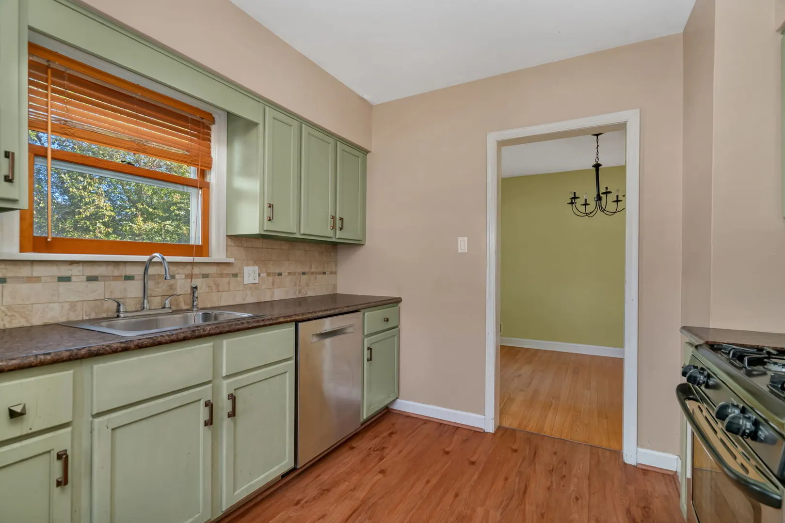 2522 Indiana Avenue IL