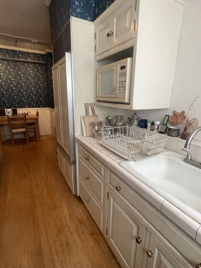 3800 N Lake Shore Drive 11E IL