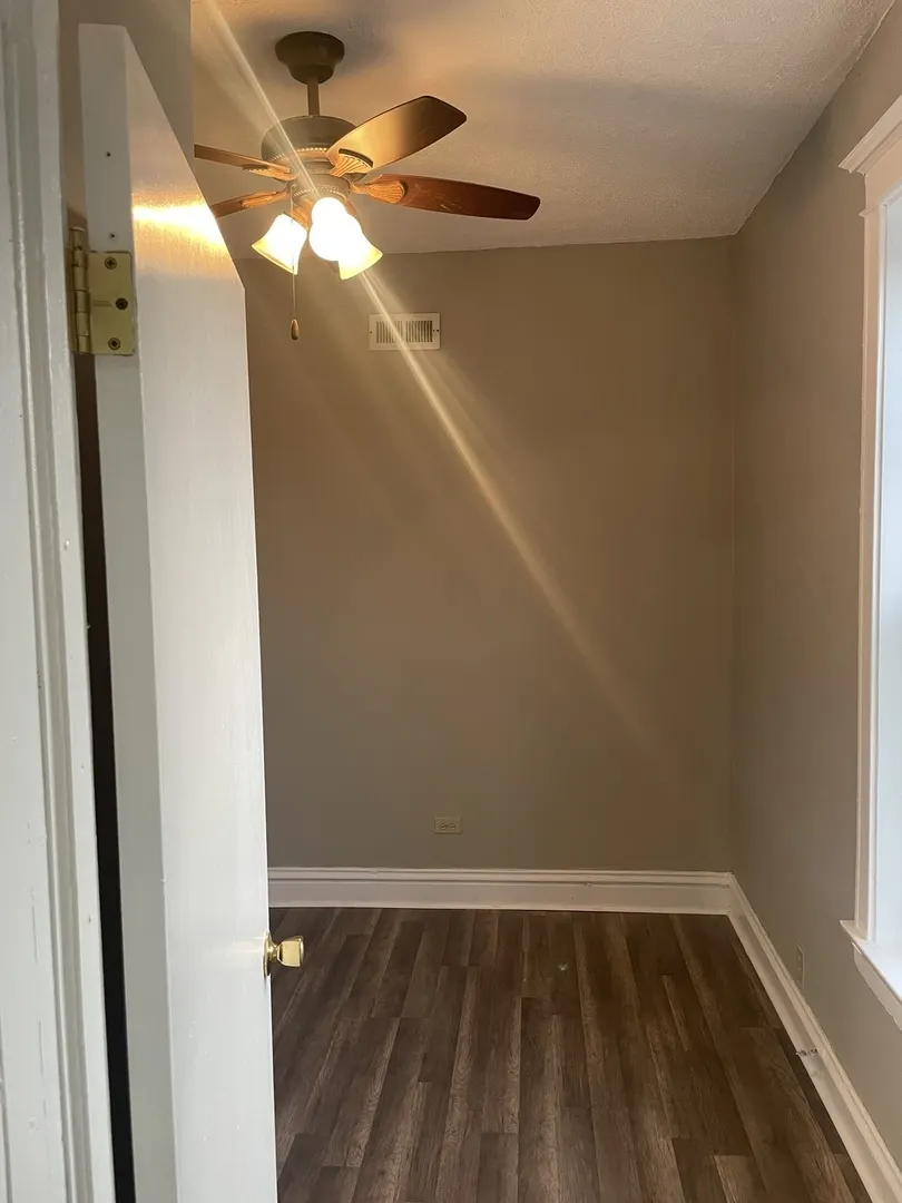 451 E 111th Street 3R IL