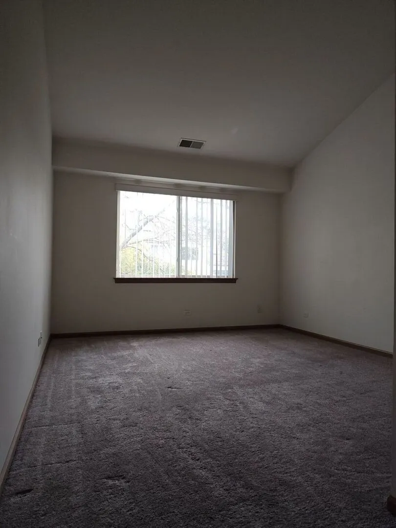 283 Camel Bend Court IL