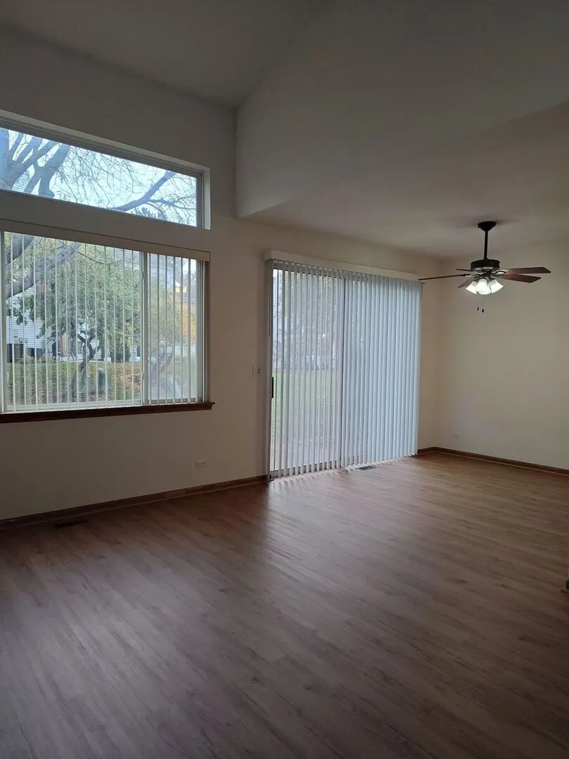 283 Camel Bend Court IL