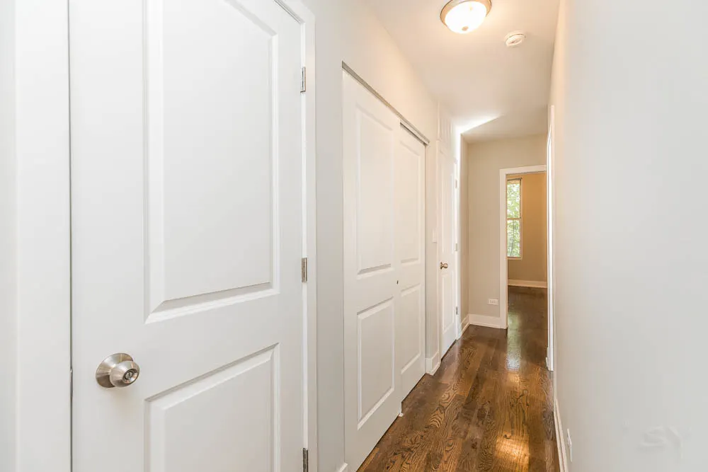 2228 W Cermak Road IL