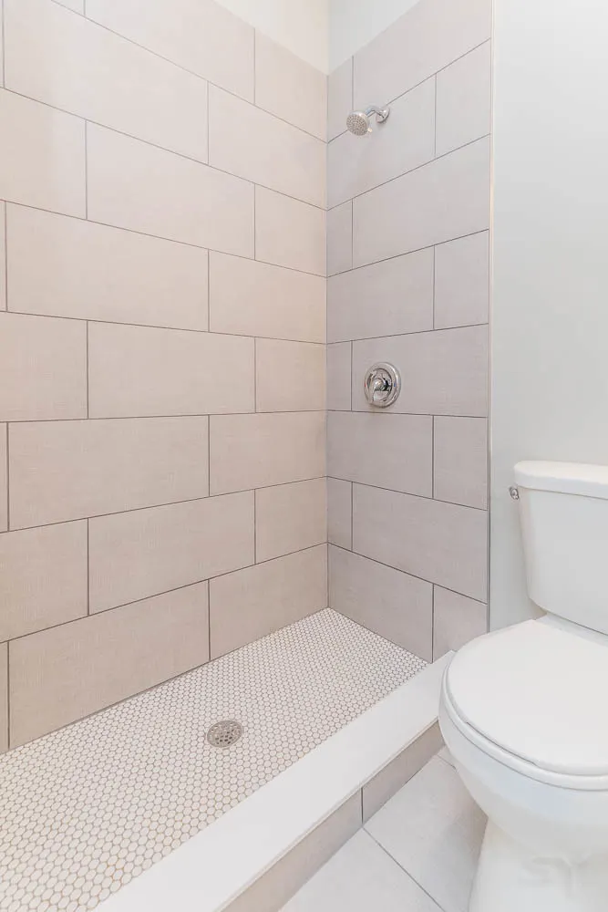 2228 W Cermak Road IL