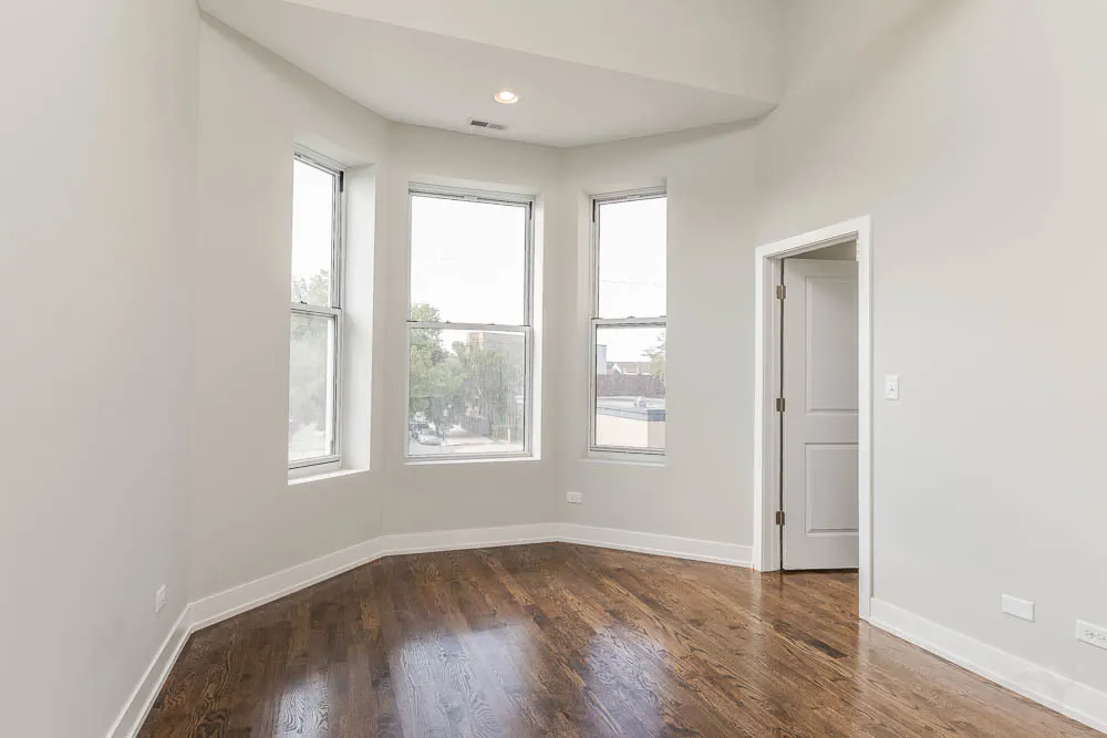 2228 W Cermak Road IL