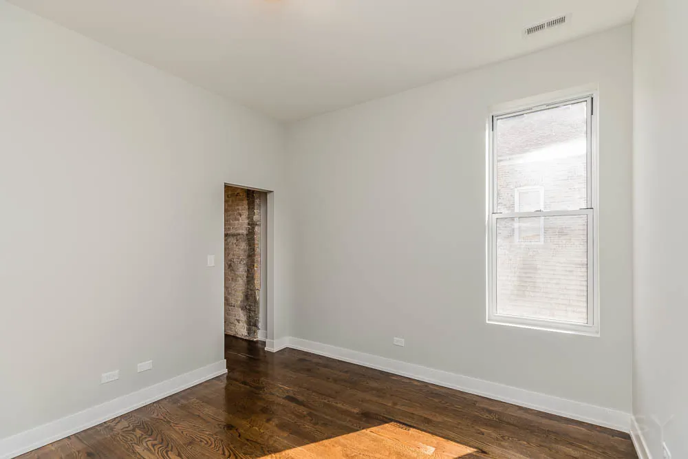 2228 W Cermak Road IL