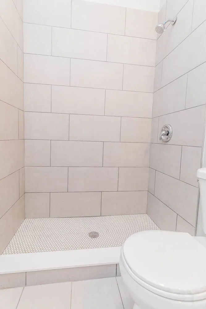 2228 W Cermak Road IL