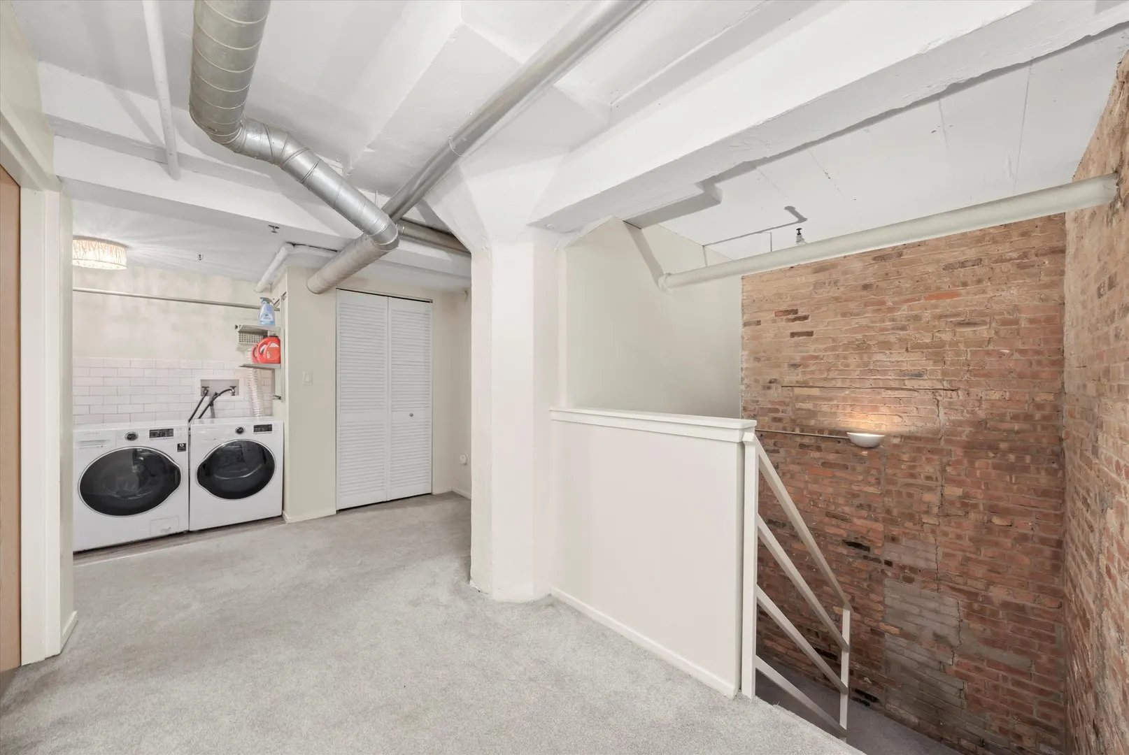 1601 S Michigan Avenue 108 IL