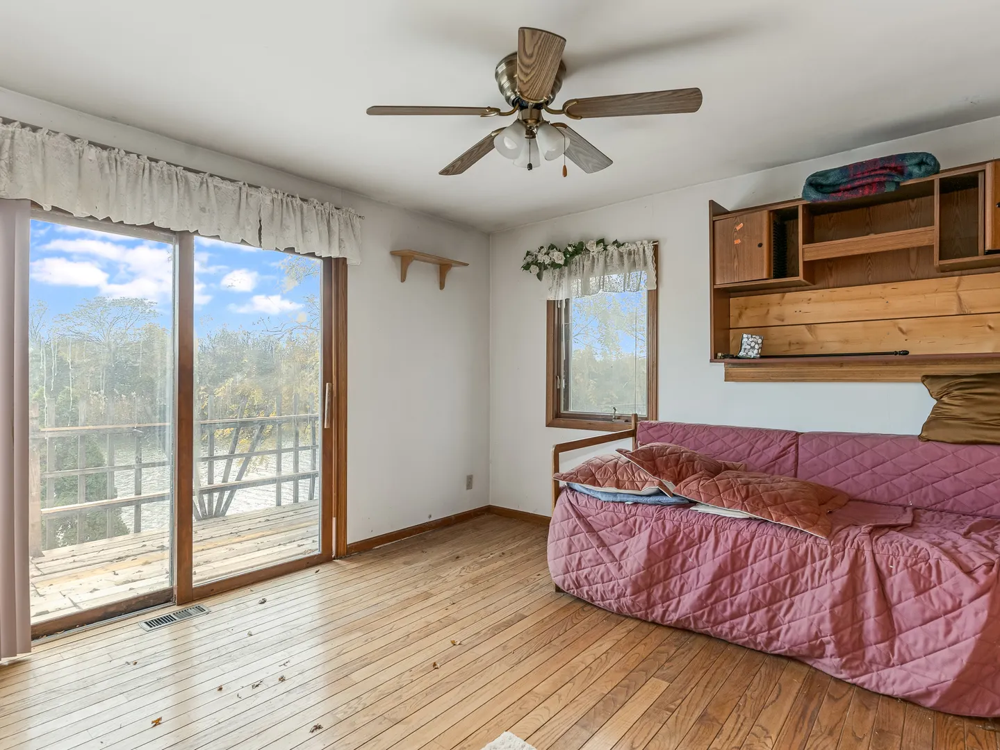 72 Largemouth Lane IL