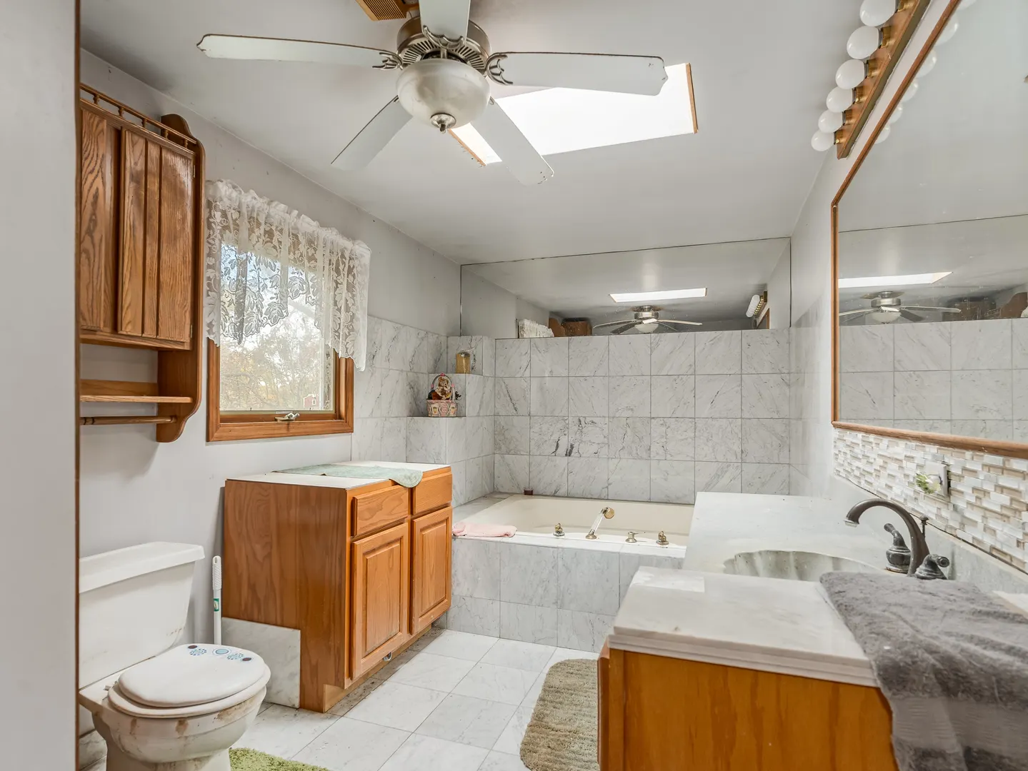 72 Largemouth Lane IL