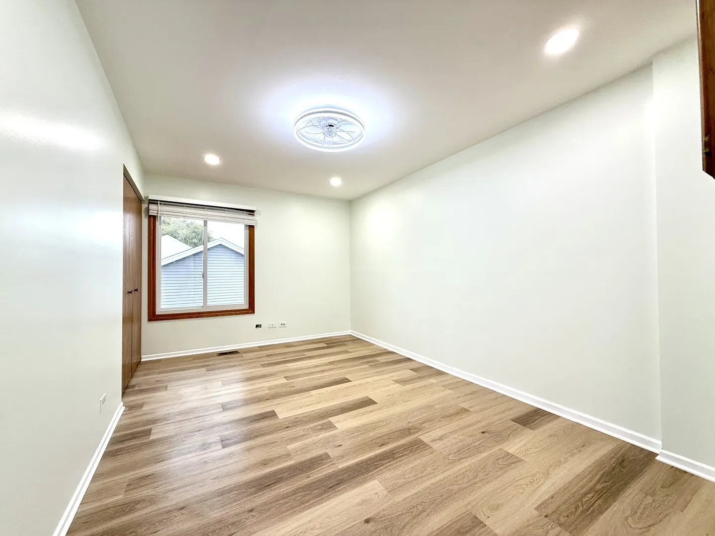 2449 Carlton Drive IL