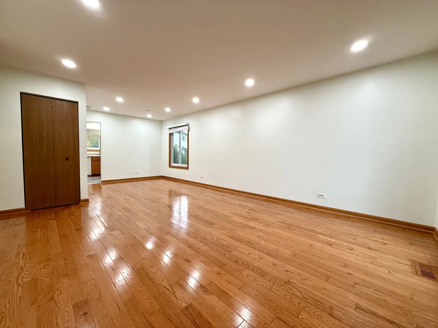 2449 Carlton Drive IL