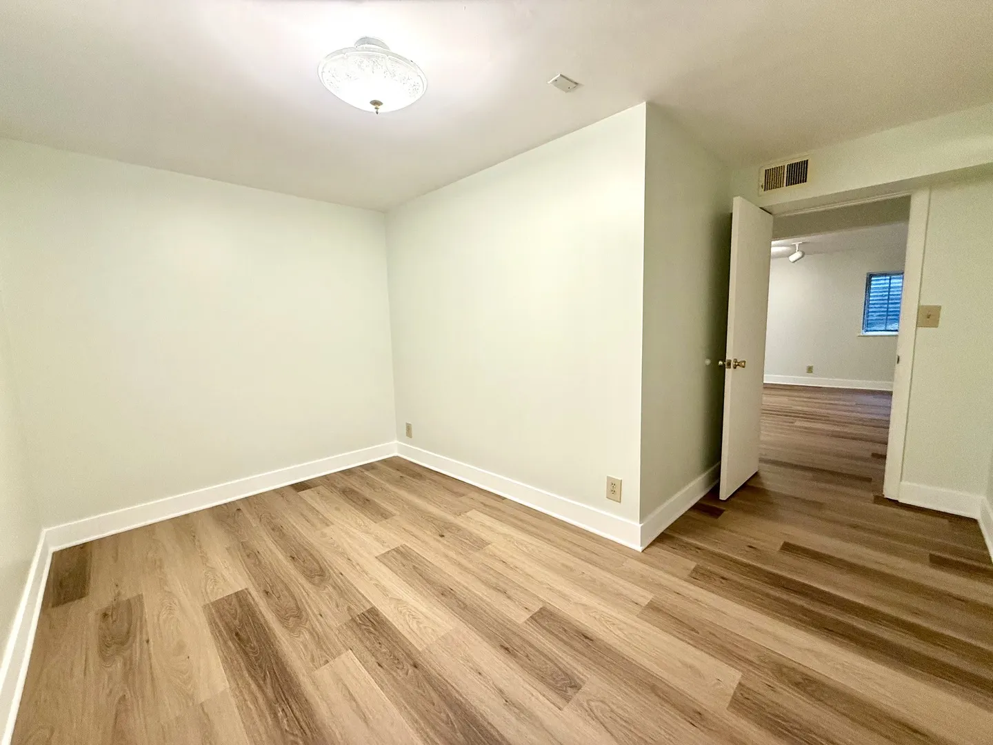 2449 Carlton Drive IL