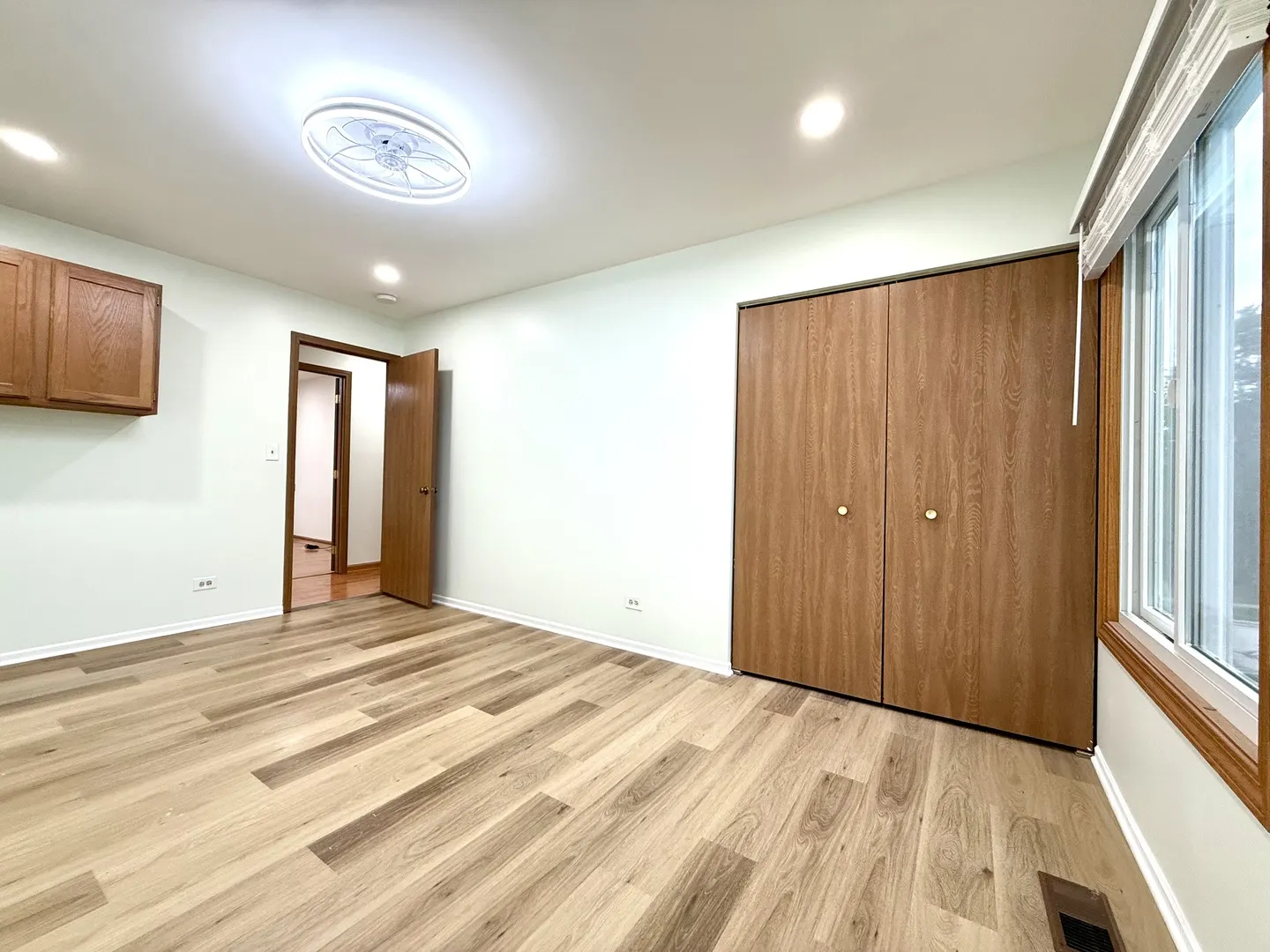 2449 Carlton Drive IL