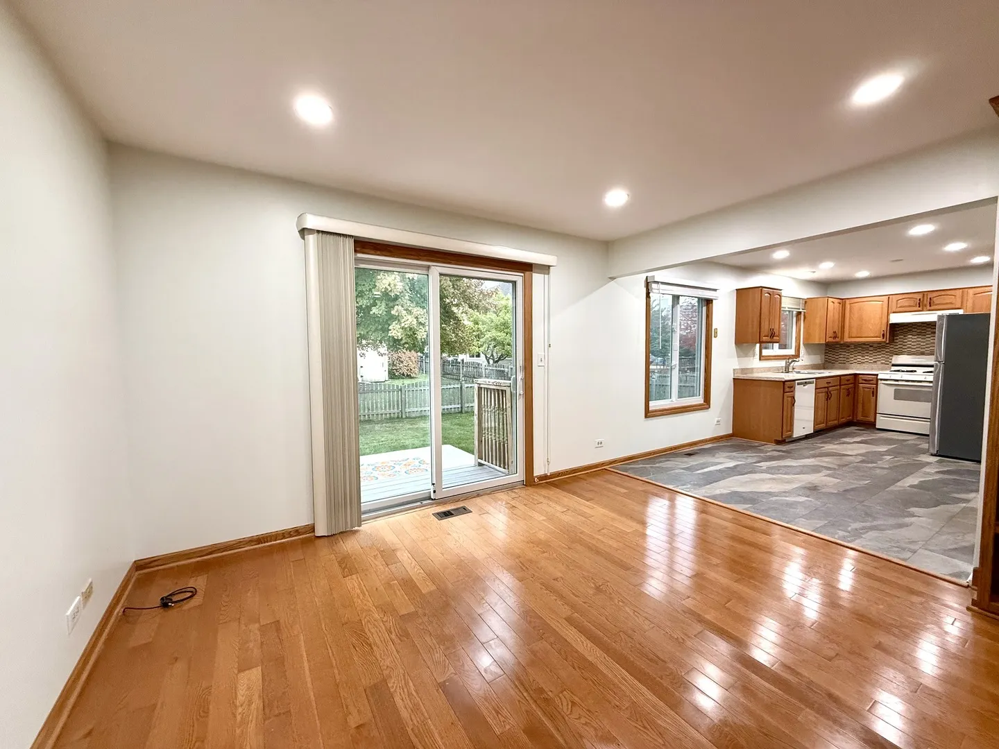 2449 Carlton Drive IL