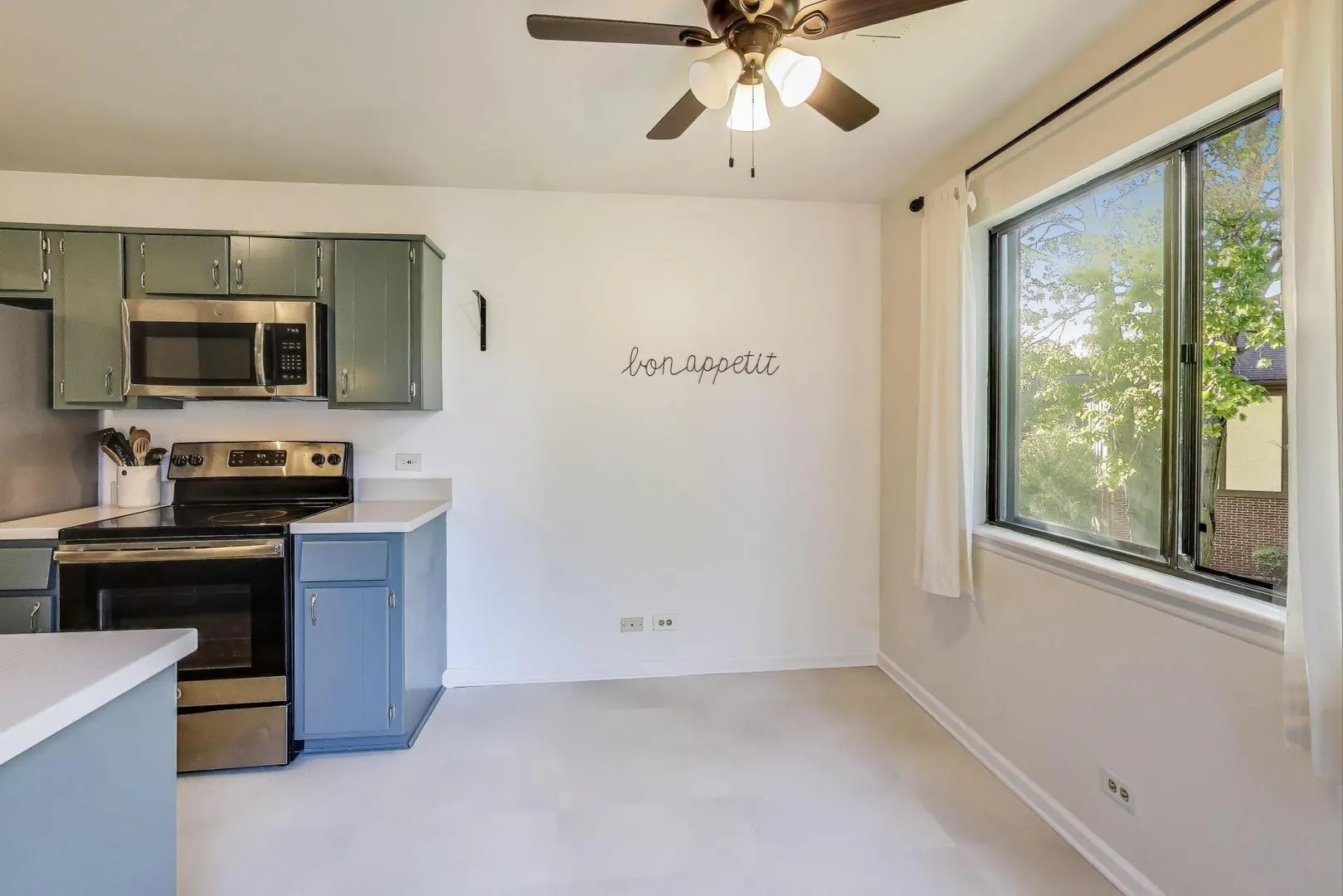 368 Southbury Court D2 IL