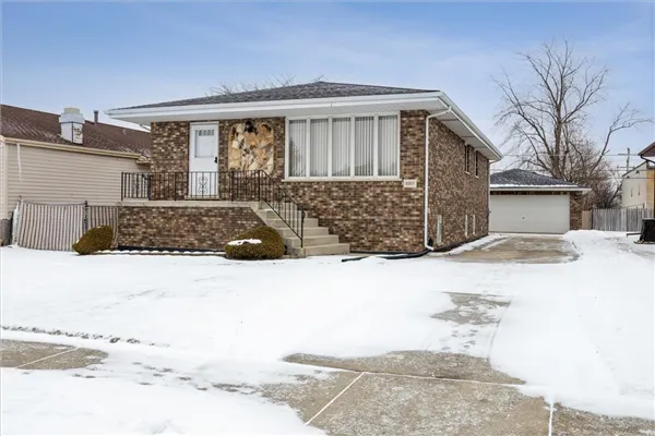 8307 S 77th Court IL