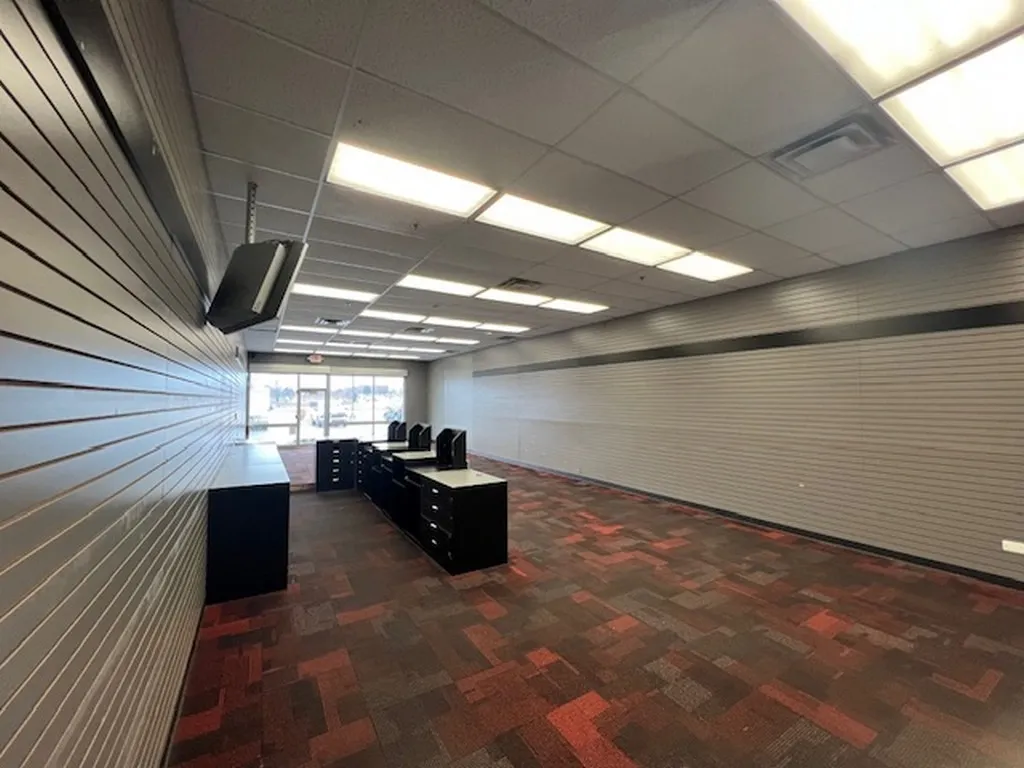 2445 N Richmond Road IL