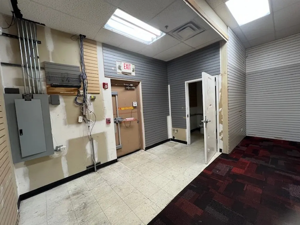 2445 N Richmond Road IL