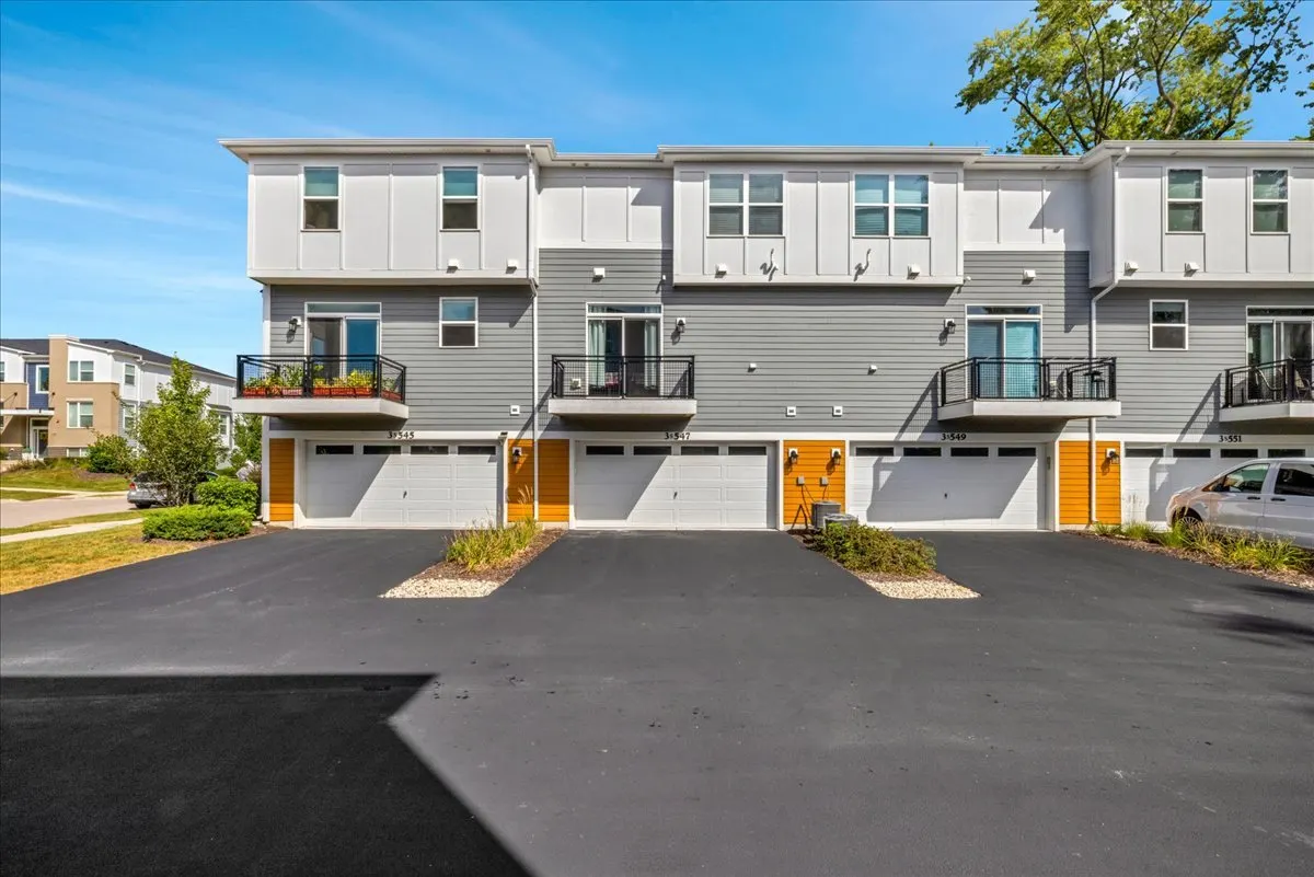 3s547 Everton Drive IL