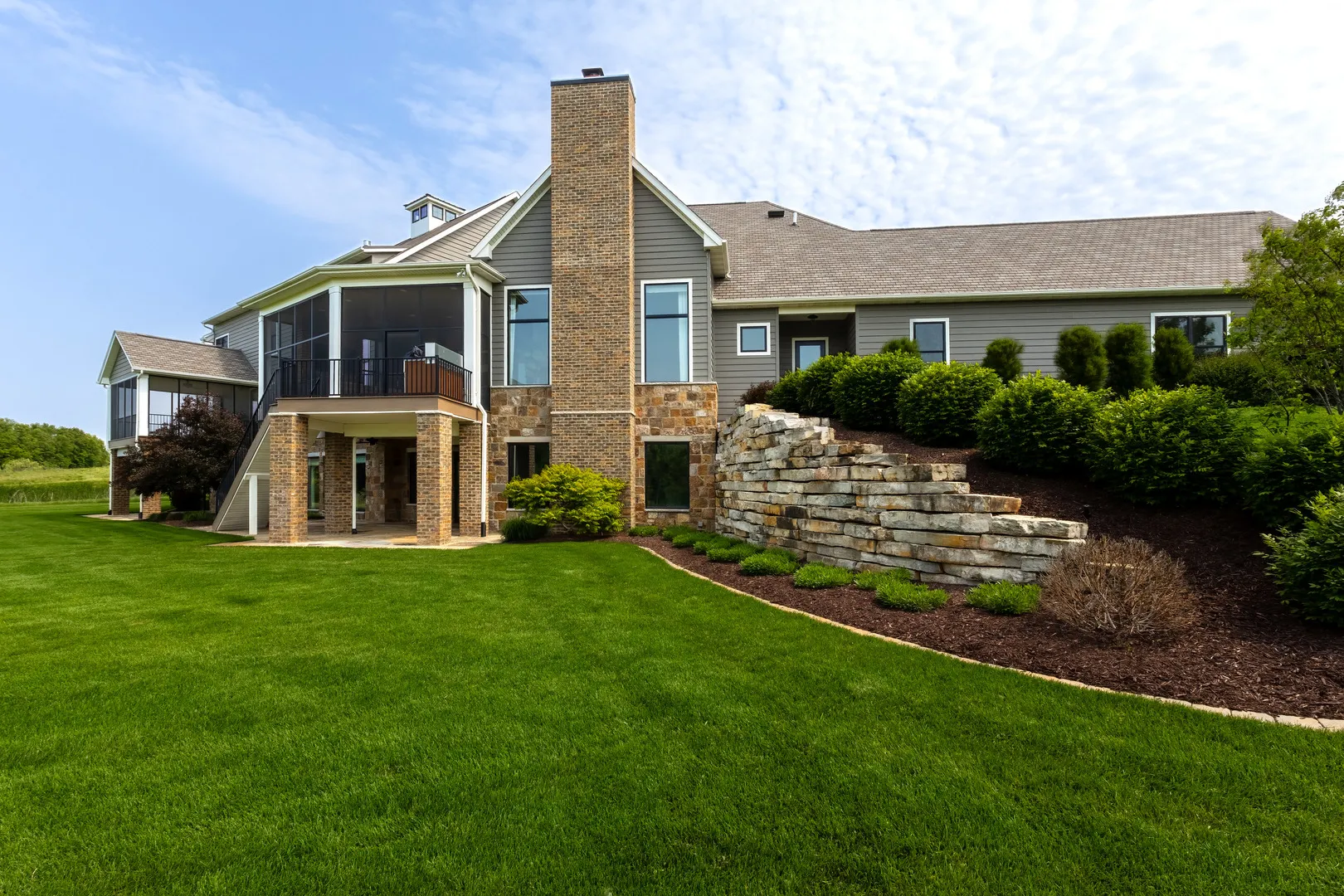 5014 N 230th Street N IL