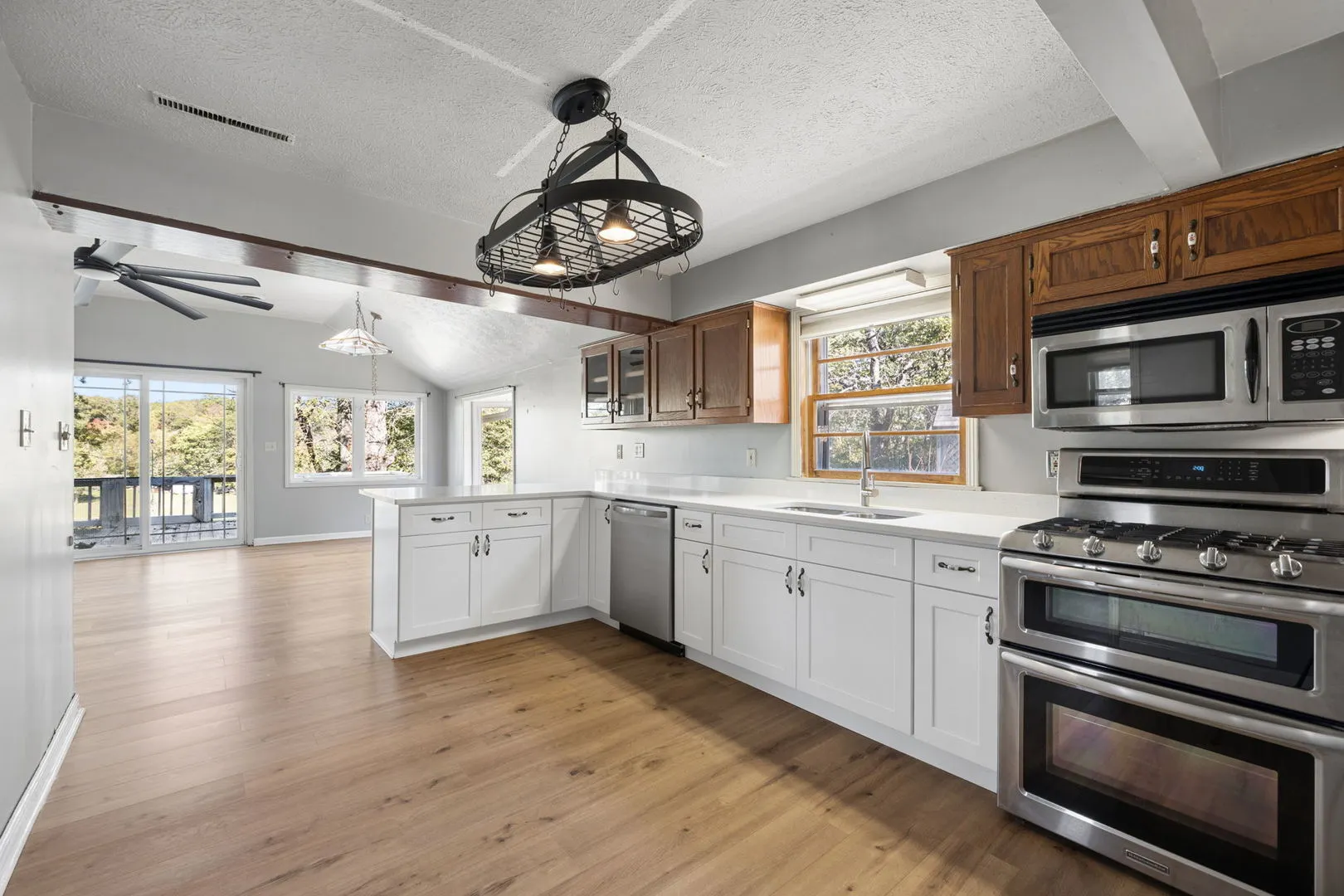 21040 W Highway 113 IL