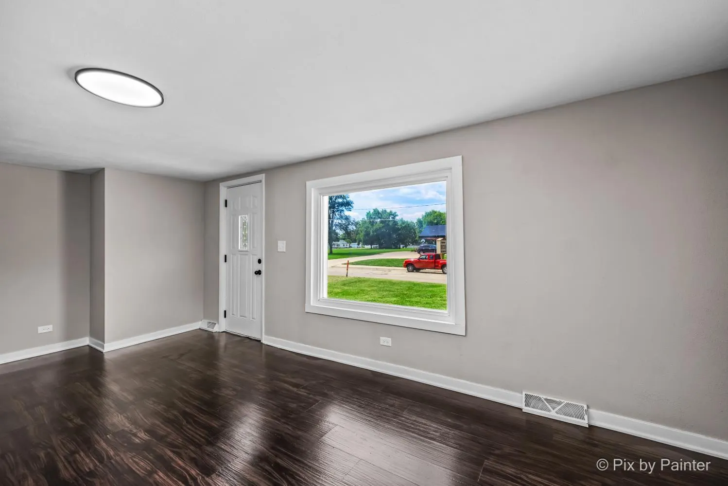 711 10th Avenue IL
