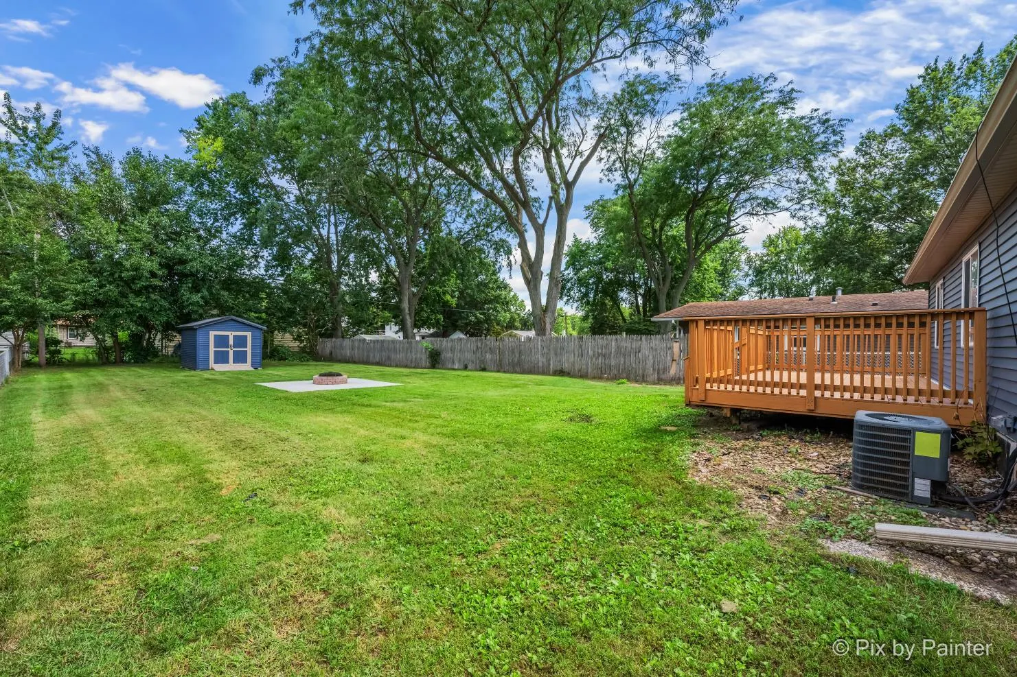 711 10th Avenue IL