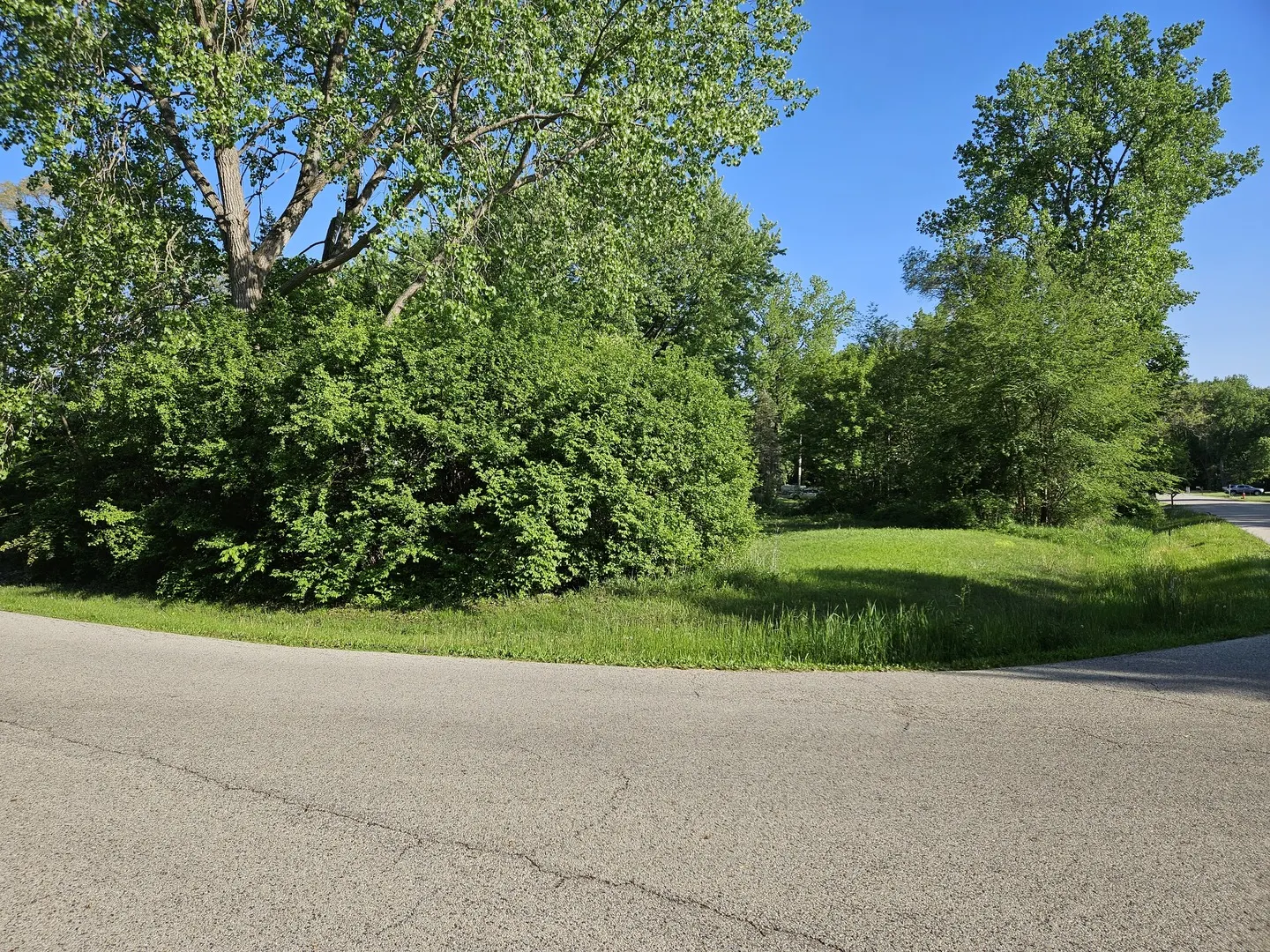 615 W Eastern Avenue IL