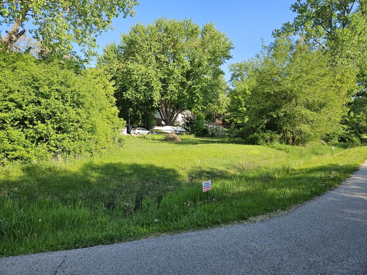 615 W Eastern Avenue IL