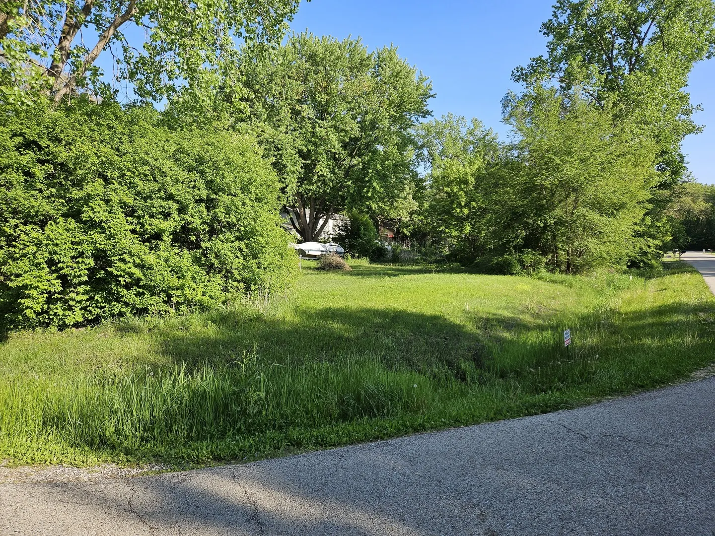 615 W Eastern Avenue IL