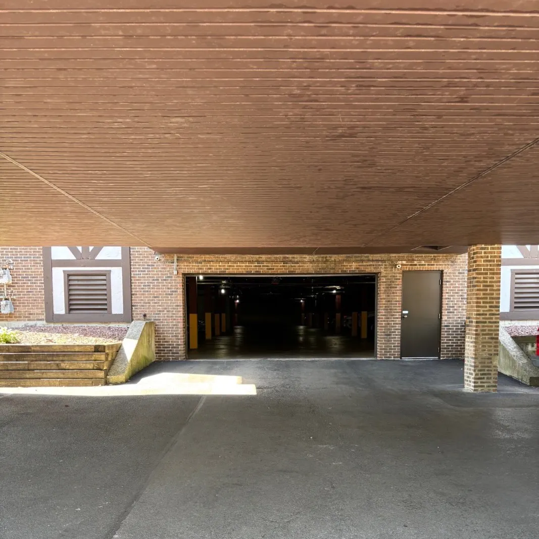 10320 Central Avenue IL #304