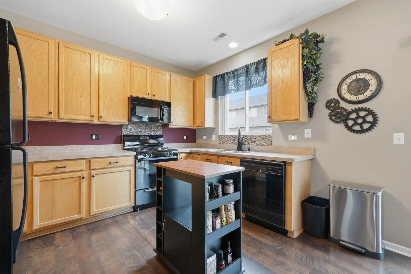 28796 W Pondview Drive IL