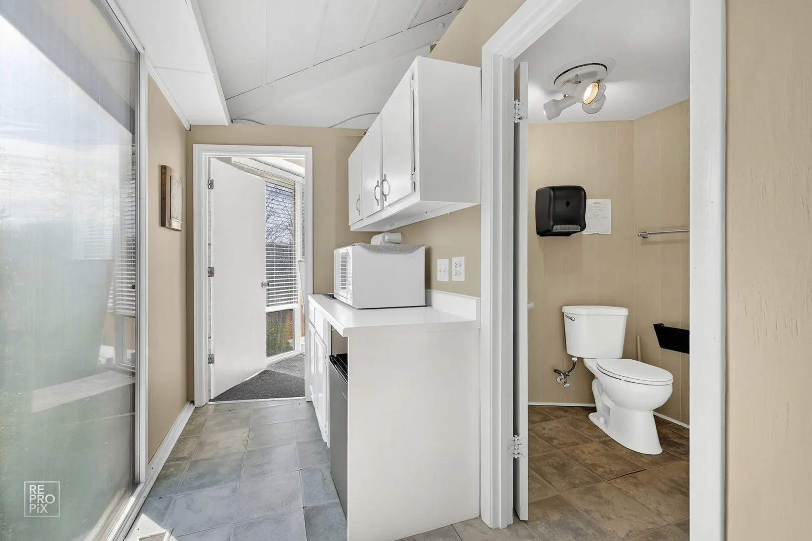 3824 N Johnsburg Road IL