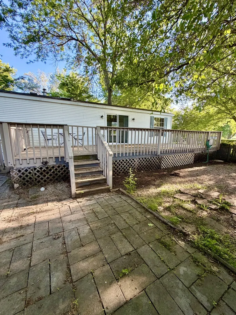 1009 Bay Road IL #23