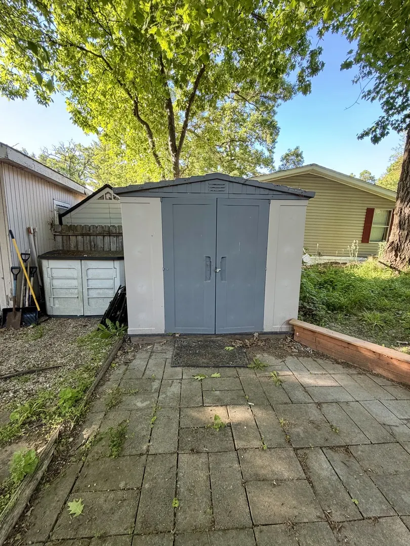 1009 Bay Road IL #23