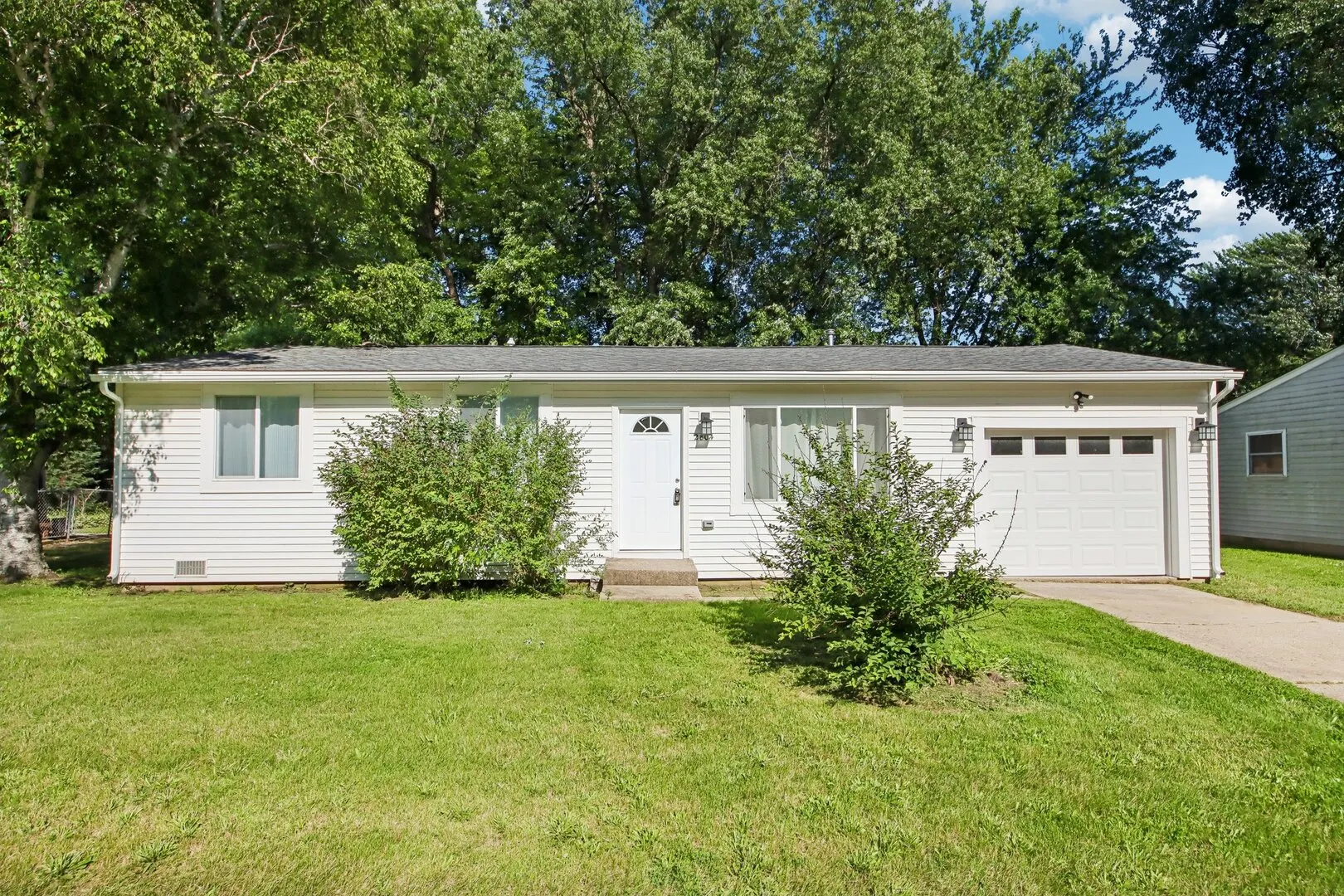 2804 Old Oak Drive IL